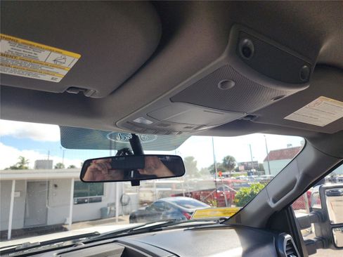 Used 2019 Ford F250 XLT image 36