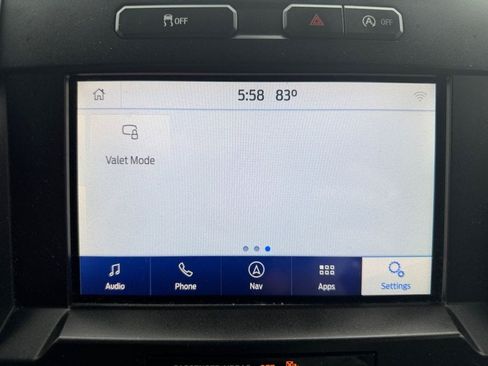 Used 2020 Ford F150 XLT w/ Equipment Group 302A Luxury AWD/4WD image 29