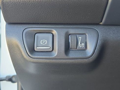 Certified 2023 GMC Acadia SLE w/ Driver Convenience Package FWD image 24