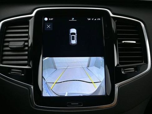 Used 2023 Volvo XC90 B6 Ultimate w/ Protection Package Premier AWD/4WD image 23