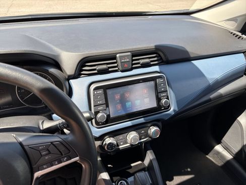 Used 2025 Nissan Versa SV FWD image 14