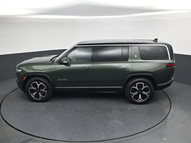Used 2024 Rivian R1S Adventure Quad AWD/4WD image 27