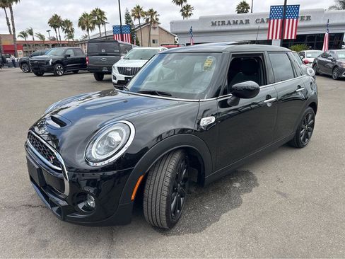 Used 2021 MINI Cooper S w/ 6.5" Touchscreen Package image 11