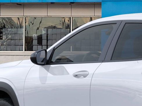 New 2026 Chevrolet Trax LS image 12