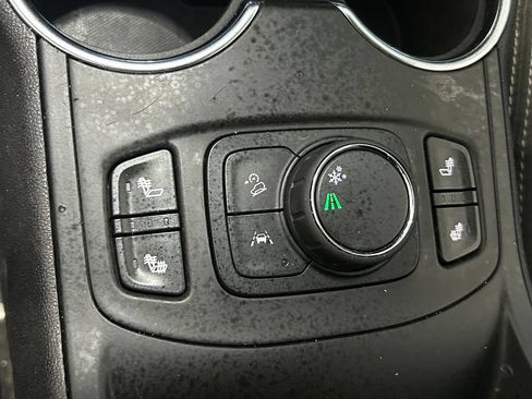 Used 2023 GMC Terrain SLE w/ Driver Convenience Package FWD image 26