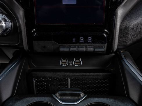 Used 2025 RAM 1500 Laramie w/ Sport Appearance Package image 27