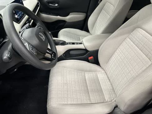 Certified 2026 Honda HR-V LX image 10