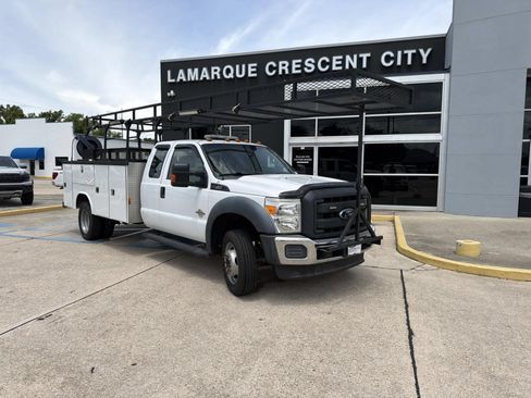 Used 2016 Ford F550 4x4 SuperCab Super Duty image 1