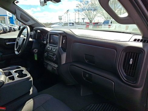 Certified 2022 Chevrolet Silverado 1500 Custom Trail Boss w/ LPO, Dark Essentials Package image 25