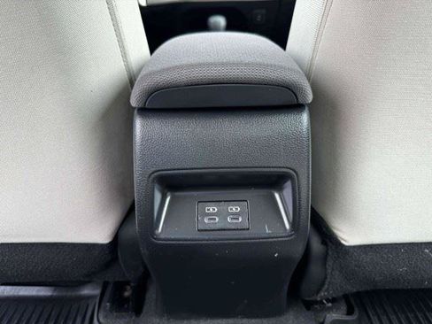 Used 2023 Toyota Corolla LE FWD image 42