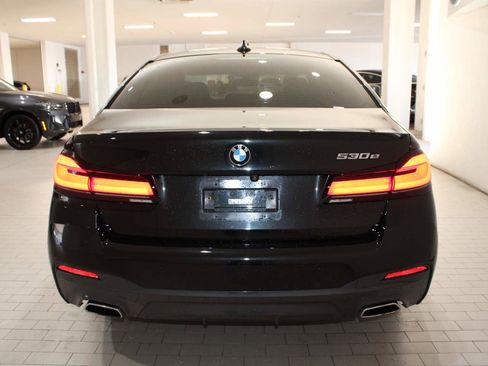 Used 2021 BMW 530e 530e w/ M Sport Package image 7