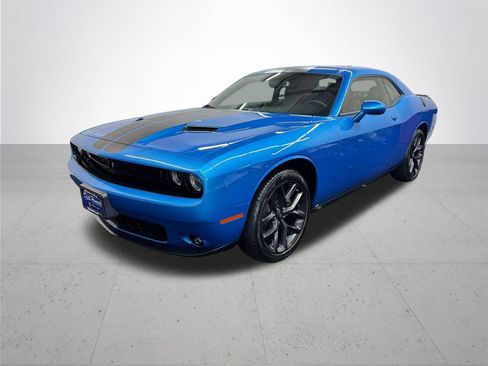 Used 2023 Dodge Challenger SXT w/ Blacktop Package RWD image 2