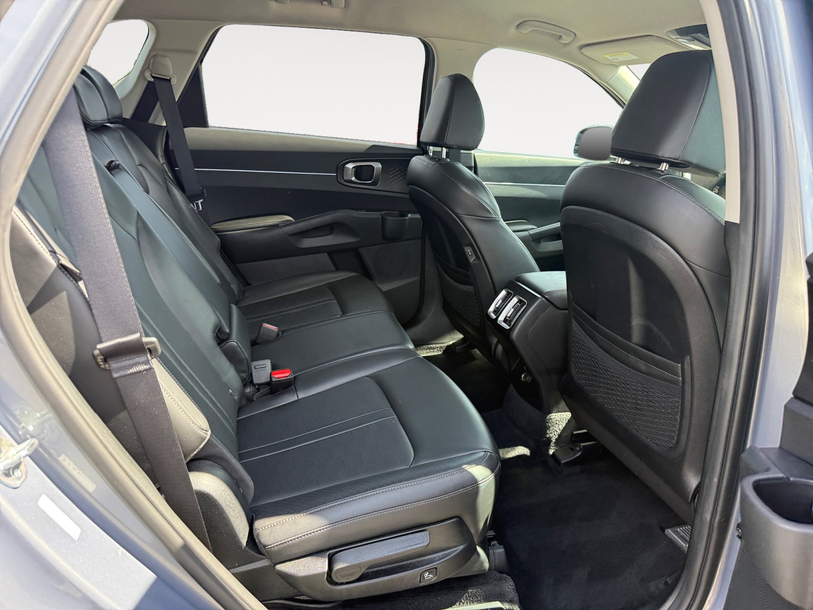 Used 2024 Kia Sorento S FWD image 18
