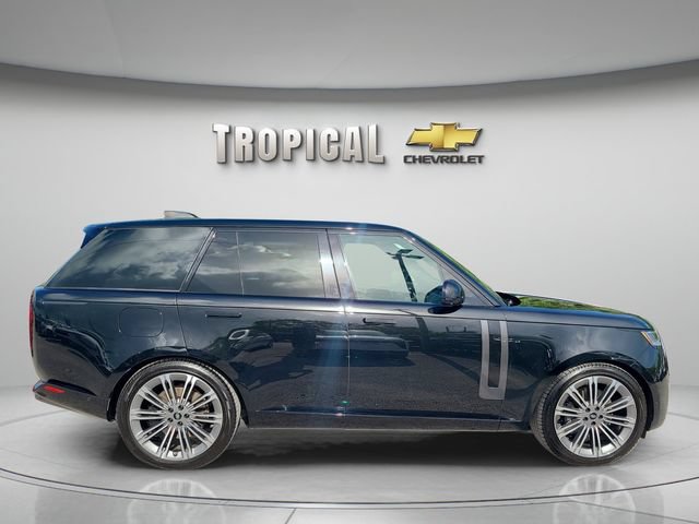 Used 2023 Land Rover Range Rover SE AWD/4WD image 6
