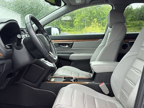 Used 2022 Honda CR-V Touring image 12
