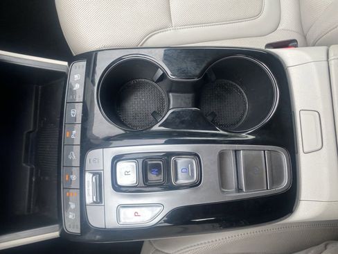 Used 2024 Hyundai Tucson Limited image 28