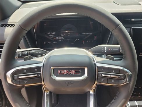 New 2025 GMC Terrain Elevation image 27