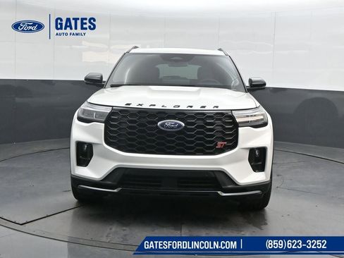New 2026 Ford Explorer ST w/ Sun And Sound Package image 5