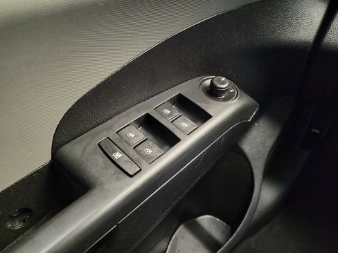 Used 2016 Chevrolet Sonic LT image 27