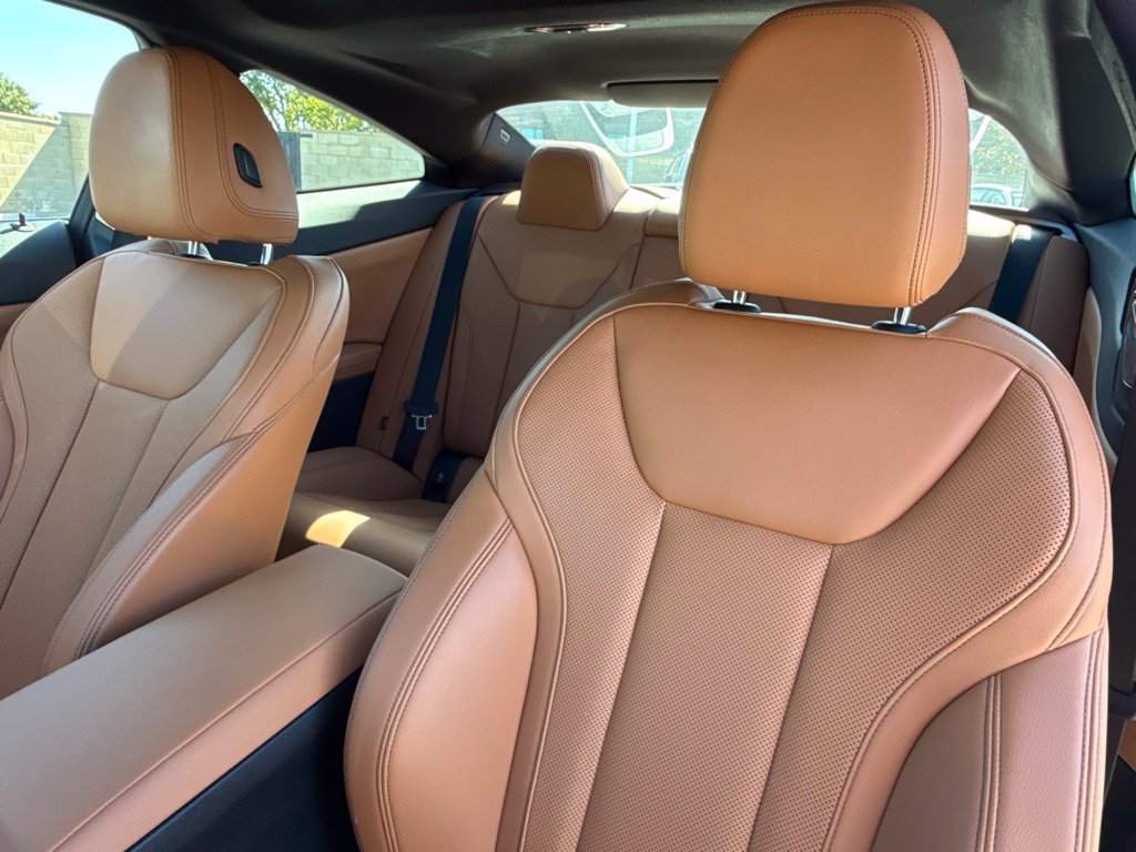 Used 2026 BMW M440i Coupe w/ Premium Package RWD image 21