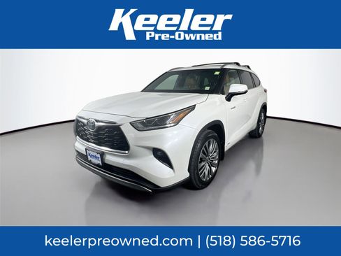 Used 2020 Toyota Highlander Platinum AWD/4WD image 1