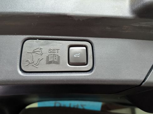 Used 2021 Ford Mustang Mach-E Premium image 27