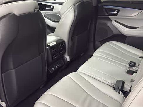 Used 2022 Acura MDX SH-AWD w/ Technology Package image 29