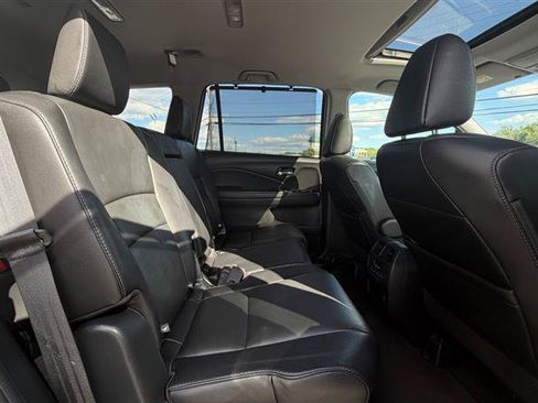Used 2019 Honda Pilot EX-L image 40
