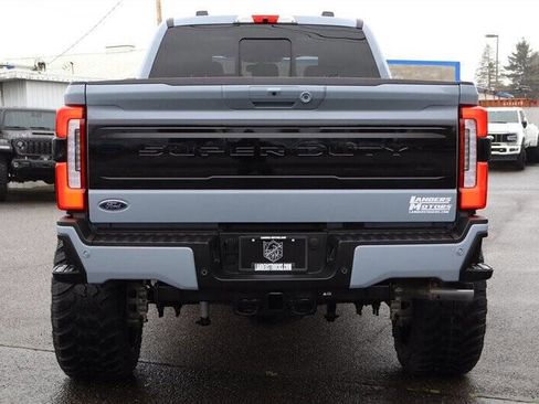 Used 2025 Ford F350 Platinum image 4