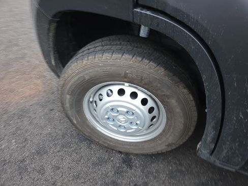 New 2026 RAM ProMaster 3500 w/ Premium Convenience Group image 35