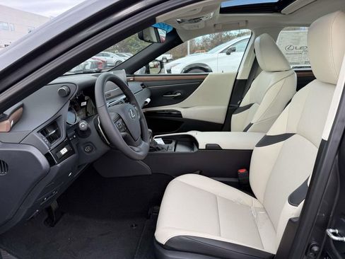 New 2025 Lexus ES 350 Premium image 12