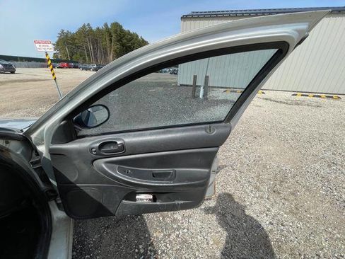 Used 2006 Dodge Stratus SXT image 30