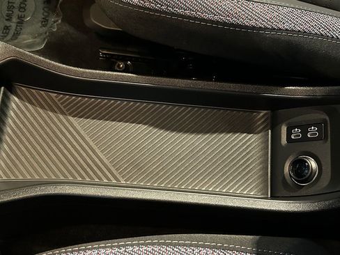 Used 2026 MINI Cooper S image 28