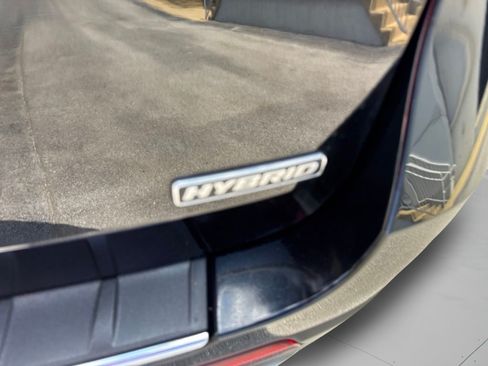 Used 2021 Ford Explorer Limited w/ Hybrid Equipment Group 310A RWD image 41