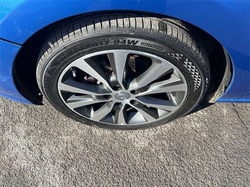 Used 2018 Hyundai Elantra GT image 12