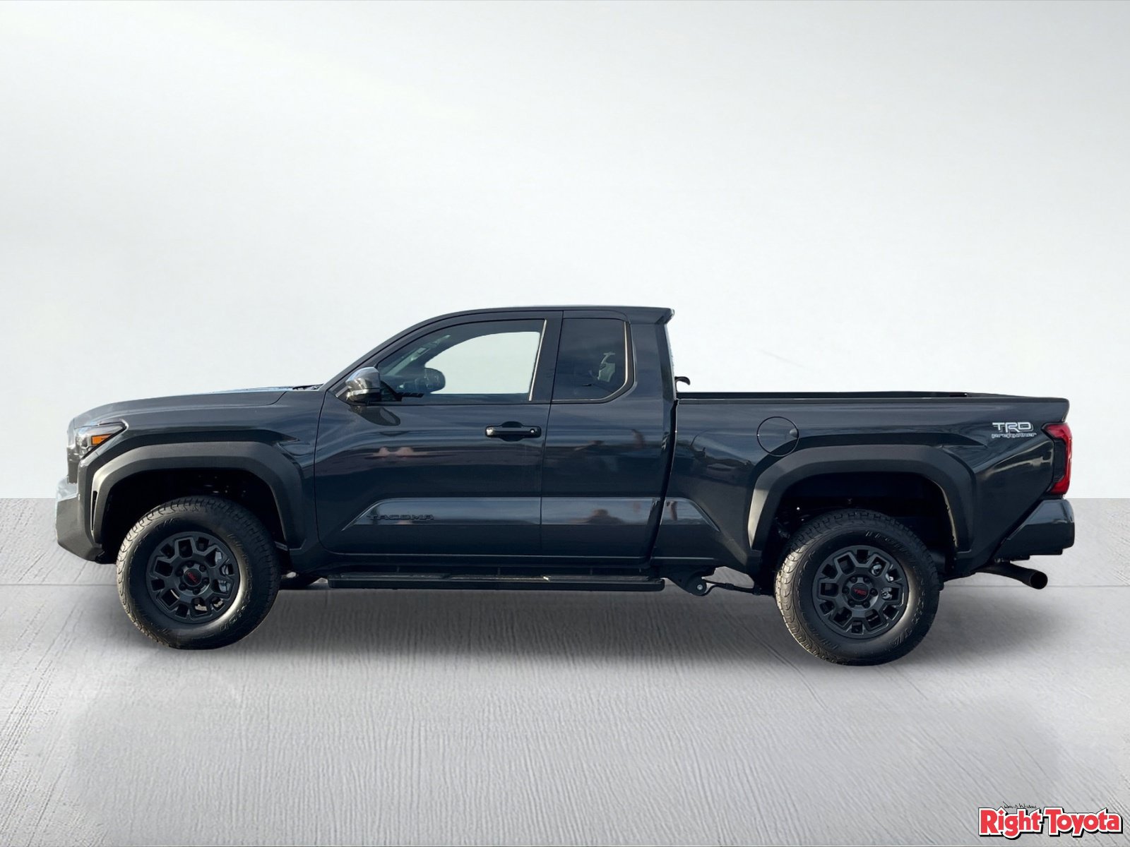 Used 2025 Toyota Tacoma PreRunner RWD image 4