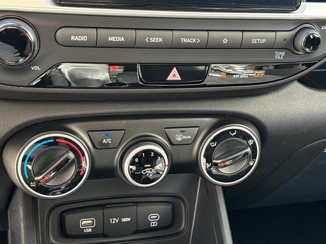 New 2026 Hyundai Venue SE FWD image 15
