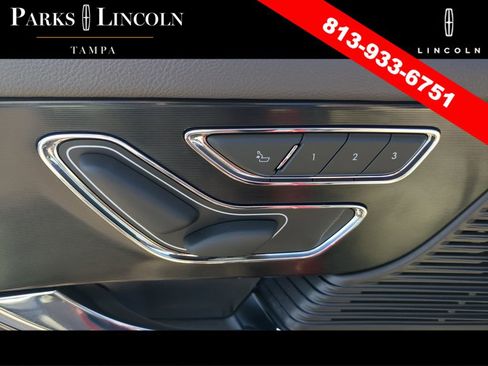 Certified 2022 Lincoln Corsair Standard w/ Equipment Group 101A image 18