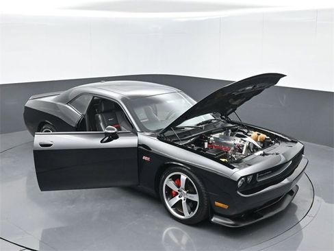 Used 2012 Dodge Challenger SRT8 w/ Premium Sound Group image 53