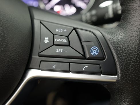 Used 2020 Nissan Rogue SL FWD image 30