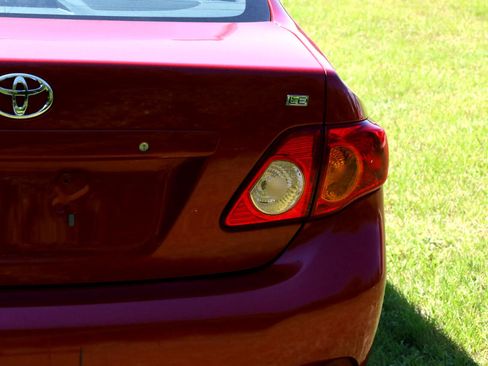 Used 2009 Toyota Corolla XLE image 19