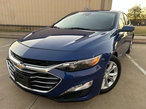 Used 2023 Chevrolet Malibu LT image 1