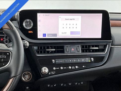 Used 2024 Lexus ES 350 Ultra Luxury w/ Accessory Package (Z2) image 9