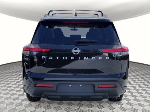 New 2025 Nissan Pathfinder SV image 4