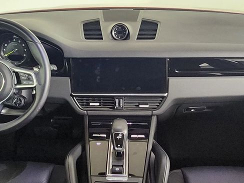 Used 2021 Porsche Cayenne E-Hybrid image 22