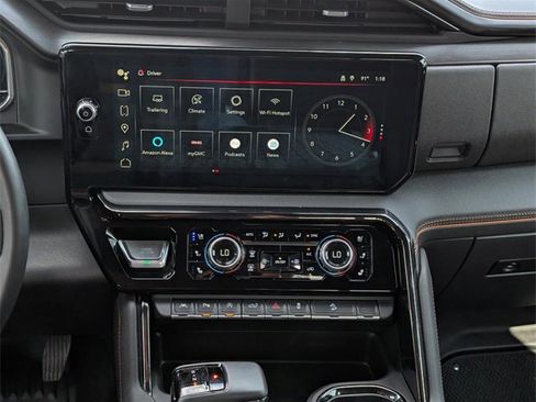 Used 2024 GMC Sierra 1500 AT4 w/ Technology Package image 29