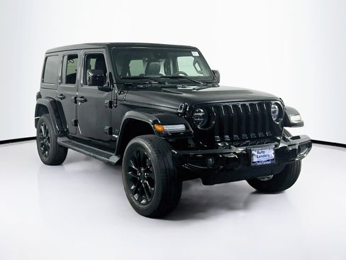 Used 2020 Jeep Wrangler Unlimited Sahara AWD/4WD image 3