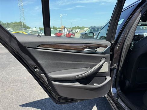 Used 2018 BMW 540i xDrive AWD/4WD image 35