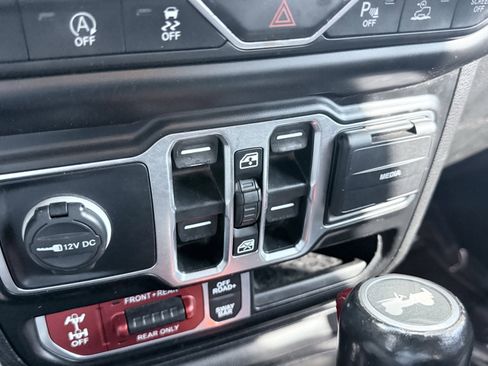 Used 2021 Jeep Wrangler Unlimited Rubicon image 61