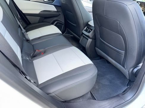 Used 2025 Chevrolet Equinox EV LT image 21